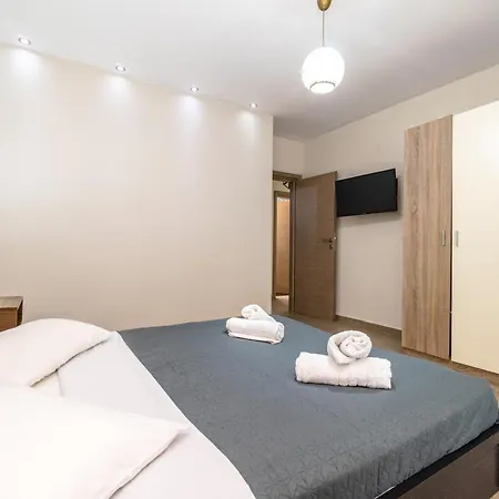 άνετο & ήσυχο για 4 Appartement *
