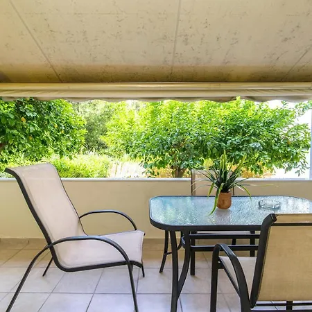 Appartement άνετο & ήσυχο για 4 *