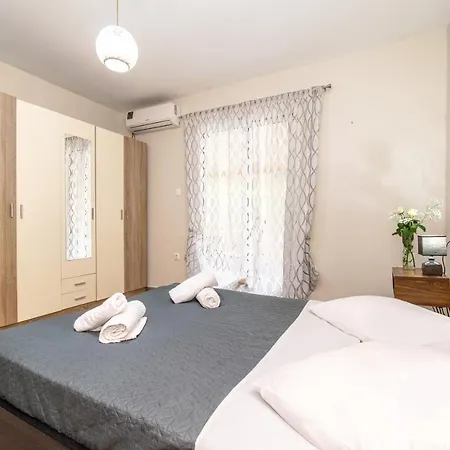 άνετο & ήσυχο για 4 Appartement *